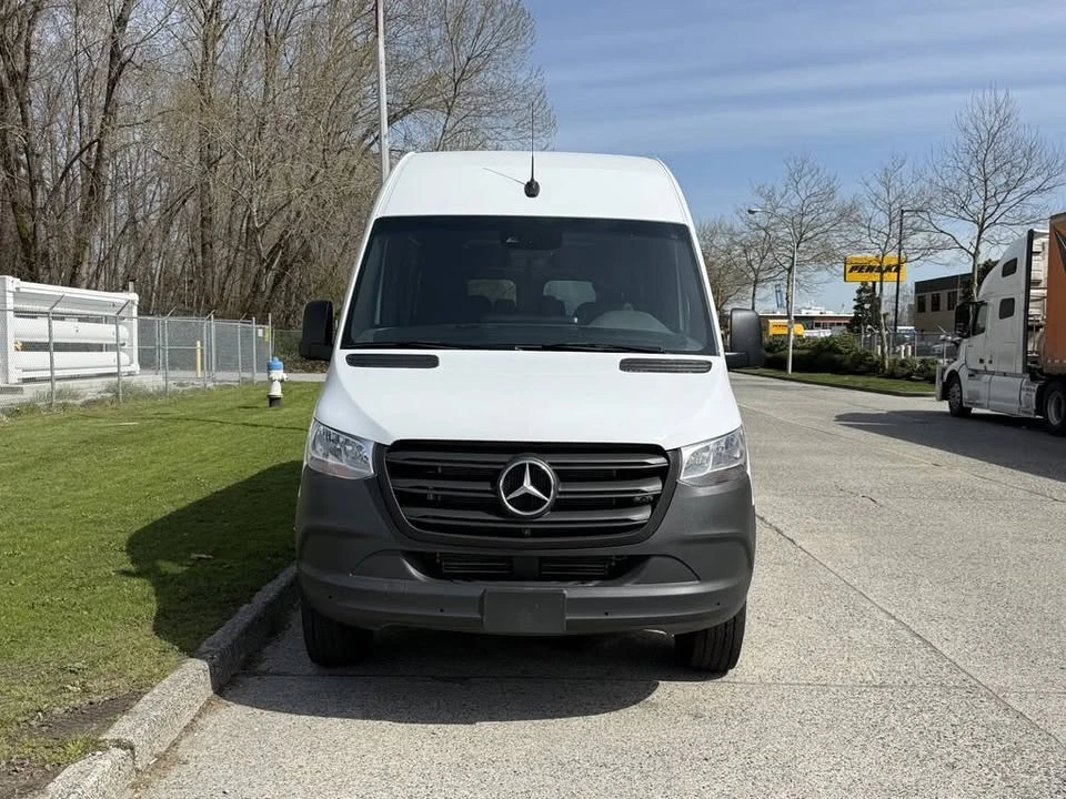 2023 Mercedes-Benz VS30 Sprinter - Image 9 of 18