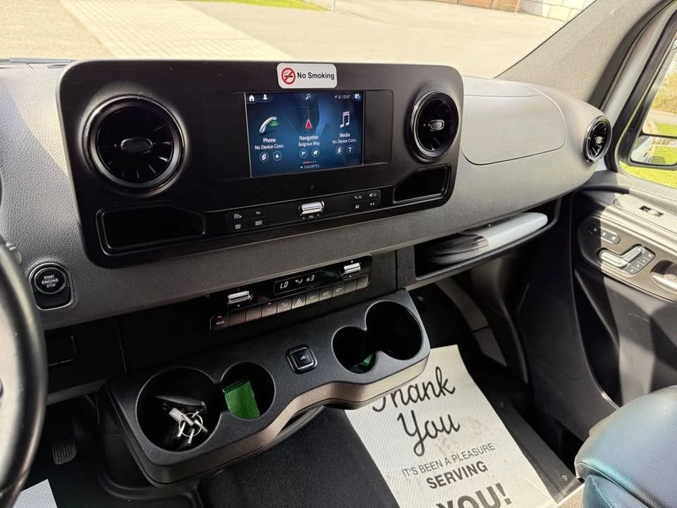 2023 Mercedes-Benz VS30 Sprinter - Image 17 of 18