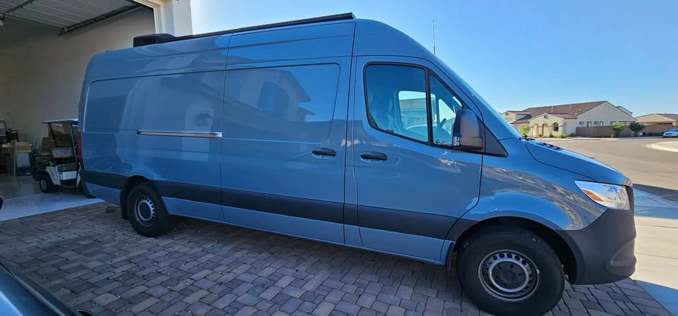 2023 Mercedes-Benz VS30 Sprinter - Image 2 of 17