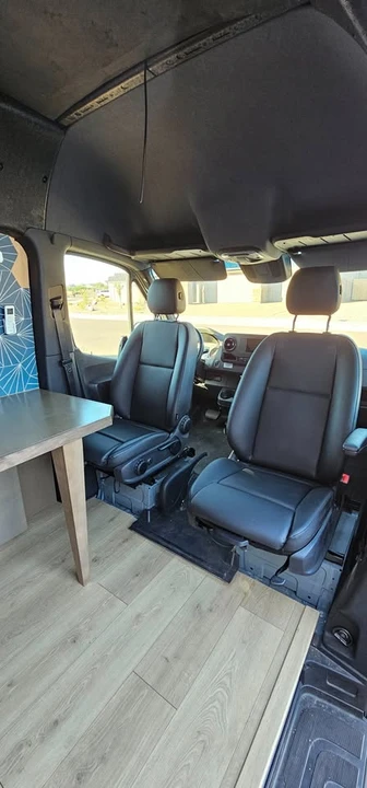 2023 Mercedes-Benz VS30 Sprinter - Image 15 of 17