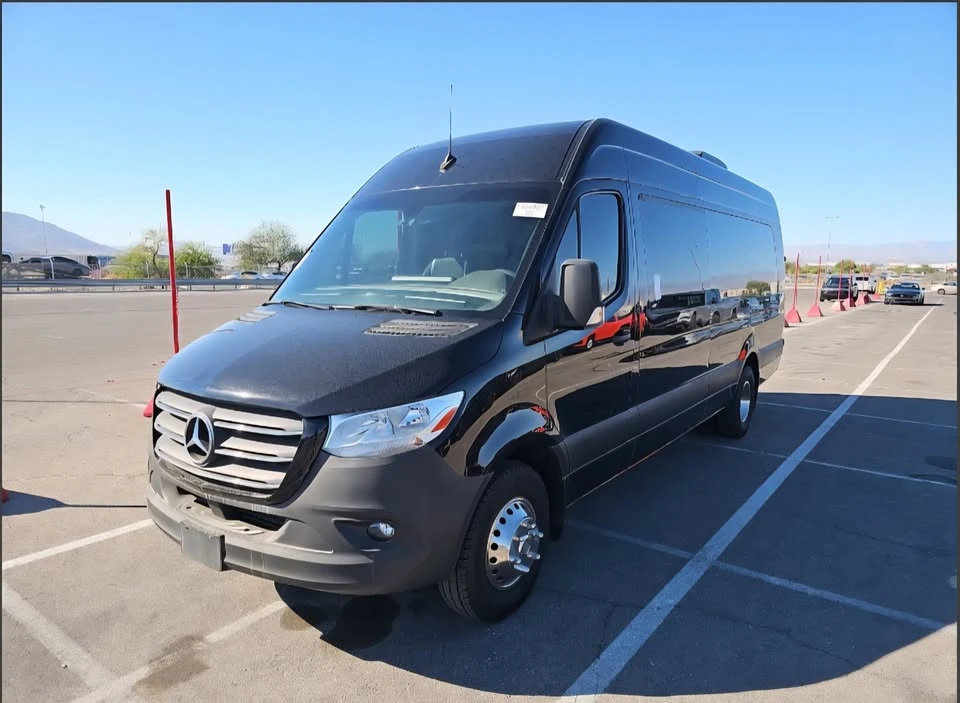 2023 Mercedes-Benz VS30 Sprinter - Image 7 of 9