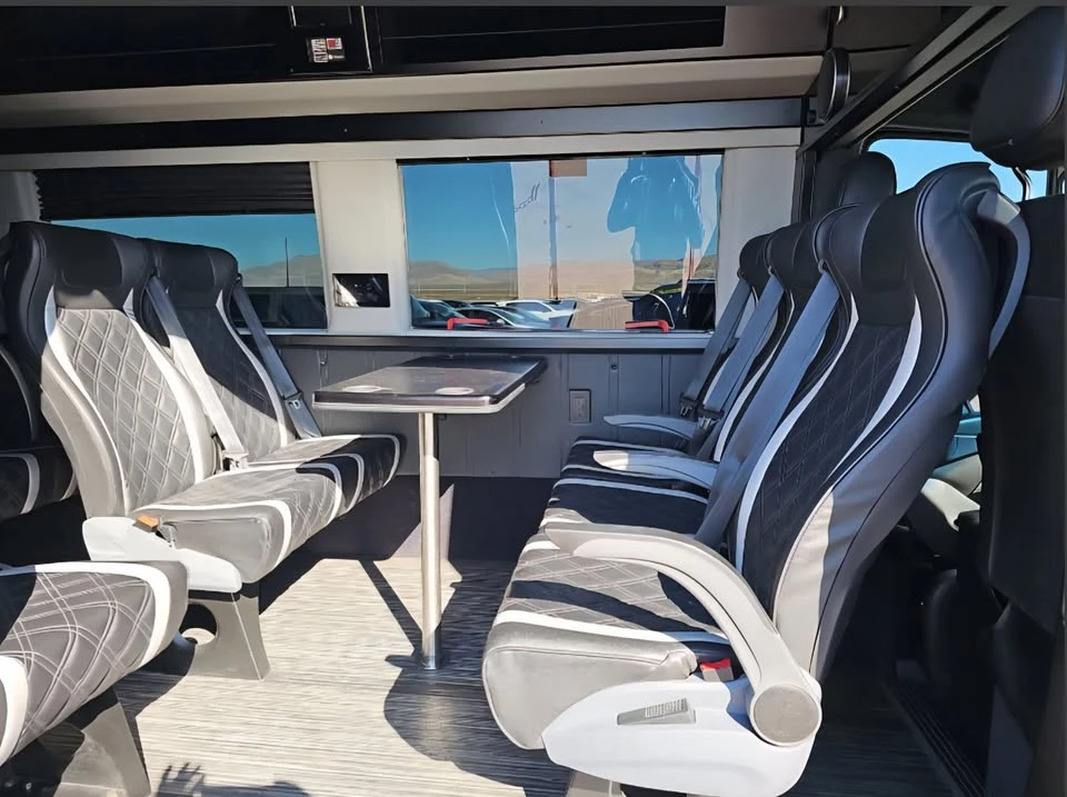 2023 Mercedes-Benz VS30 Sprinter - Image 2 of 9