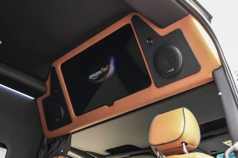 2023 Mercedes-Benz VS30 Sprinter - Image 12 of 17