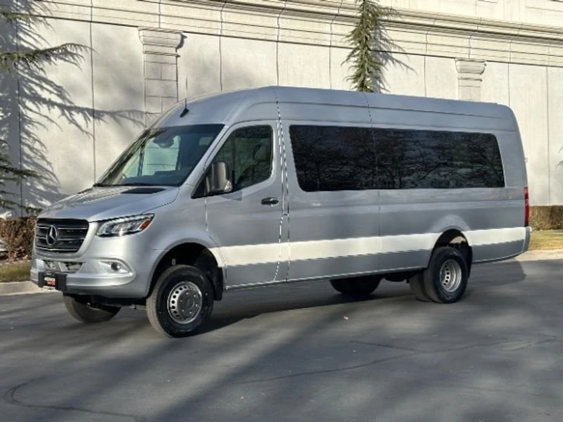 2023 Mercedes-Benz VS30 Sprinter - Image 3 of 20