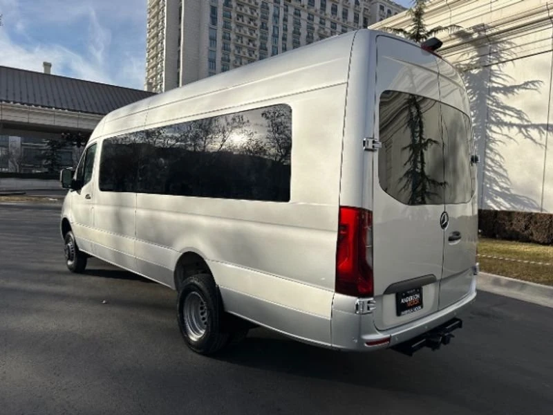2023 Mercedes-Benz VS30 Sprinter - Image 10 of 20
