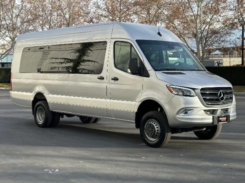 2023 Mercedes-Benz VS30 Sprinter - Image 7 of 20