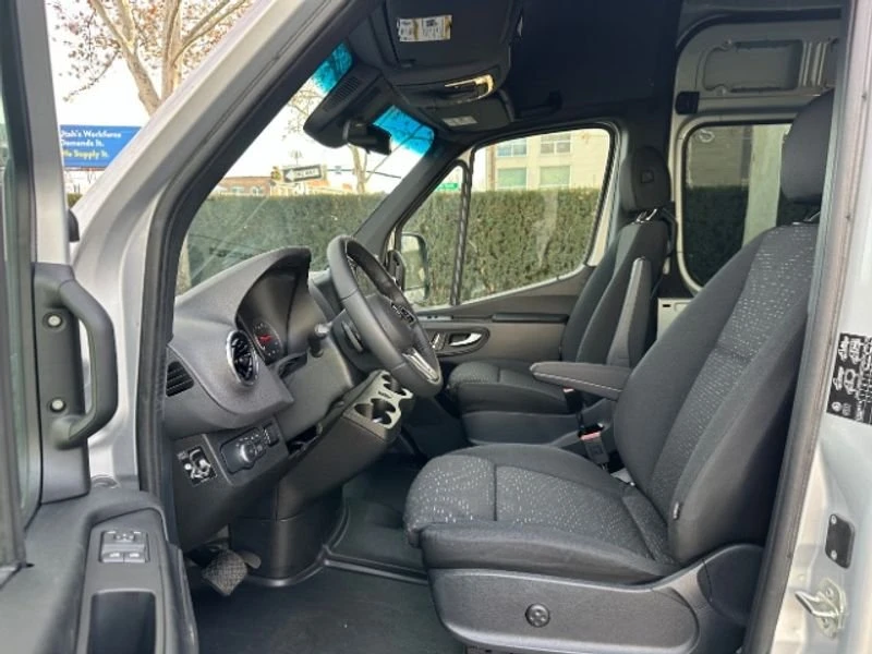 2023 Mercedes-Benz VS30 Sprinter - Image 15 of 20