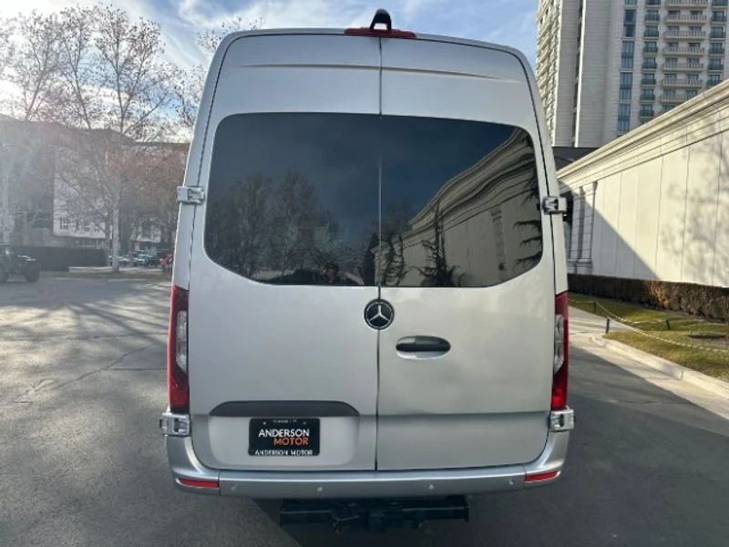 2023 Mercedes-Benz VS30 Sprinter - Image 9 of 20