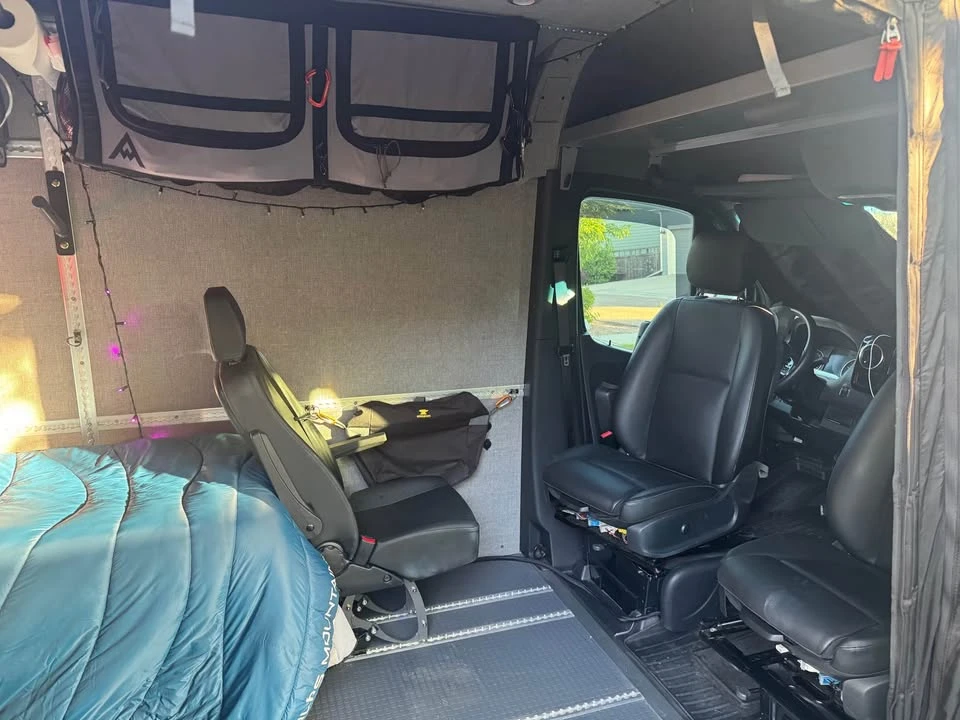 2023 Winnebago - Image 10 of 13