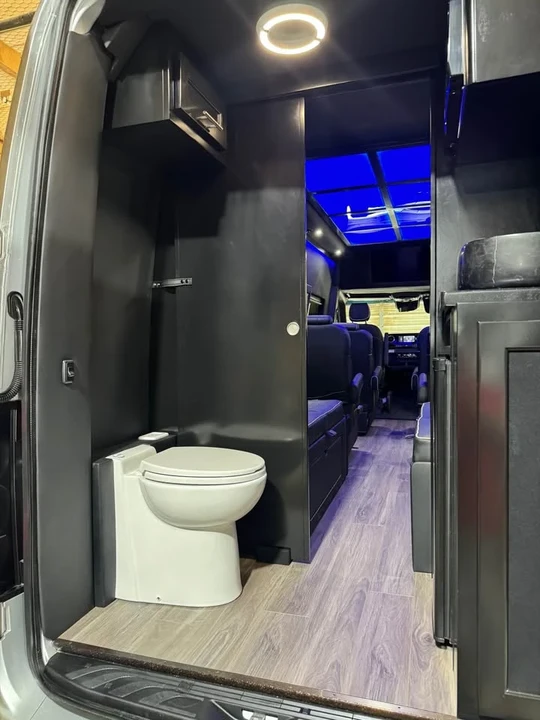 2023 Mercedes-Benz VS30 Sprinter - Image 20 of 20