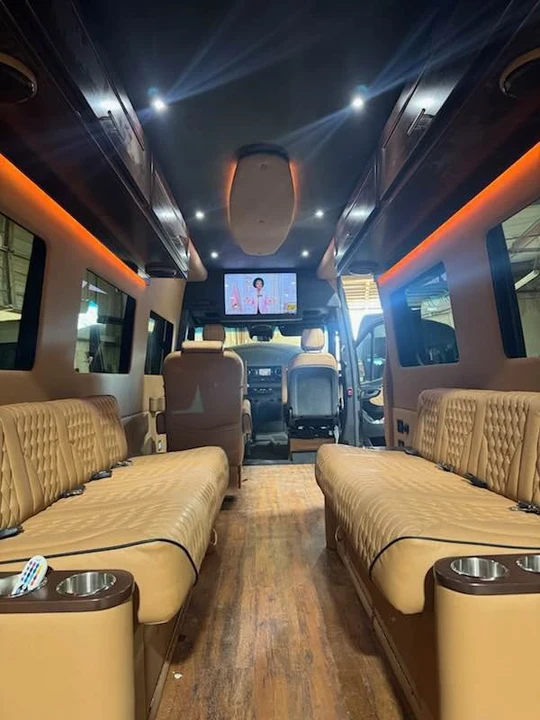 2023 Mercedes-Benz VS30 Sprinter - Image 17 of 20