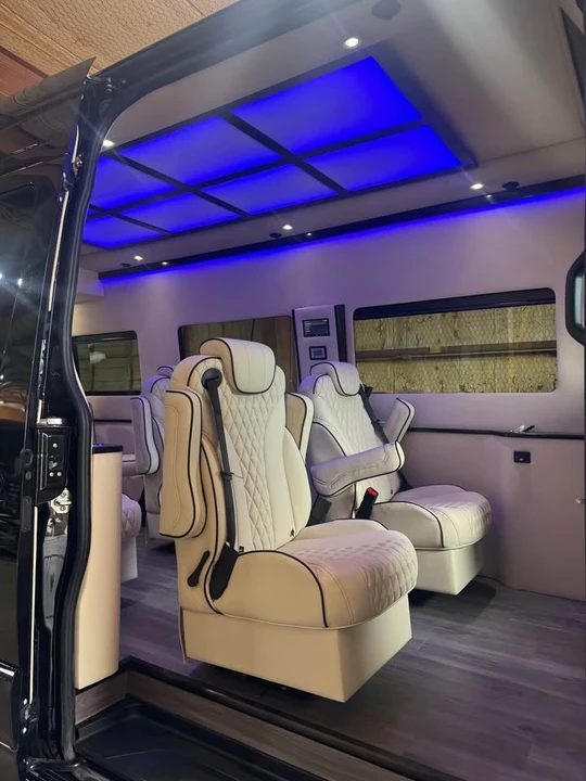 2023 Mercedes-Benz VS30 Sprinter - Image 18 of 20