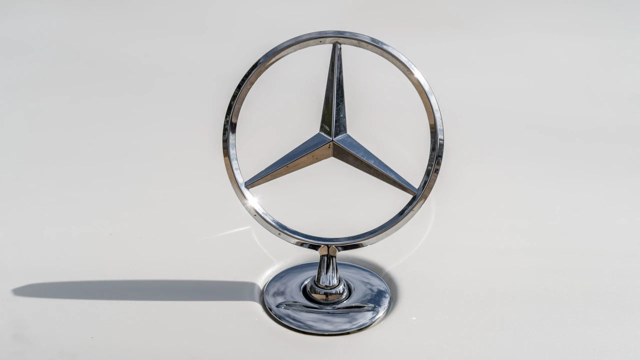 2023 Maybach - Image 27 of 31