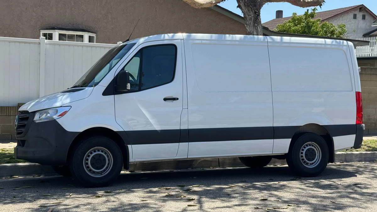 2023 Mercedes-Benz VS30 Sprinter - Image 3 of 8