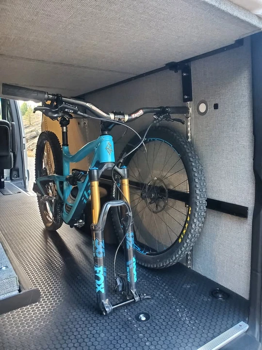 2023 Mercedes-Benz VS30 Sprinter - Image 17 of 20