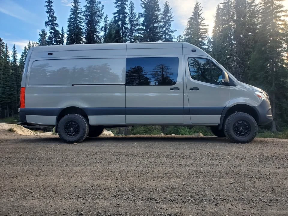 2023 Mercedes-Benz VS30 Sprinter - Image 2 of 20