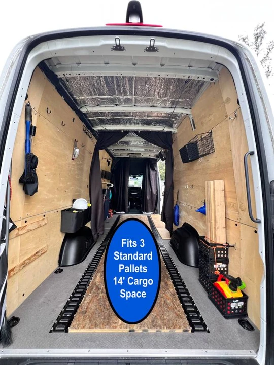 2023 Mercedes-Benz VS30 Sprinter - Image 7 of 20