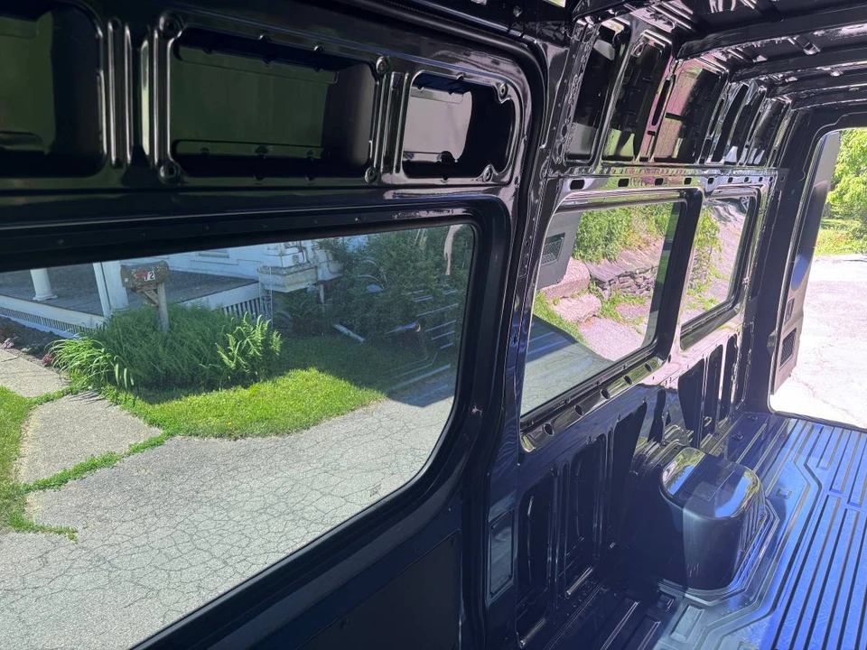 2023 Mercedes-Benz VS30 Sprinter - Image 9 of 15