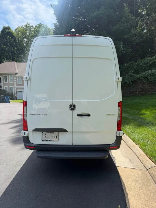 2023 Mercedes-Benz VS30 Sprinter - Image 4 of 13