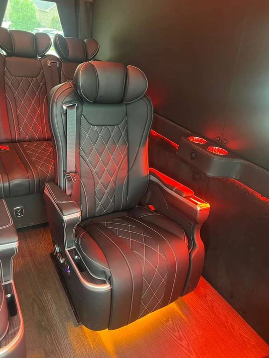 2023 Mercedes-Benz VS30 Sprinter - Image 13 of 14