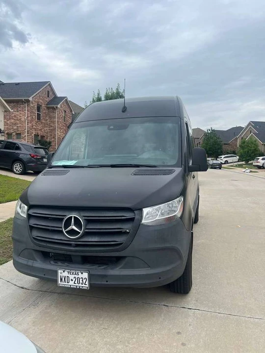 2023 Mercedes-Benz VS30 Sprinter - Image 2 of 14