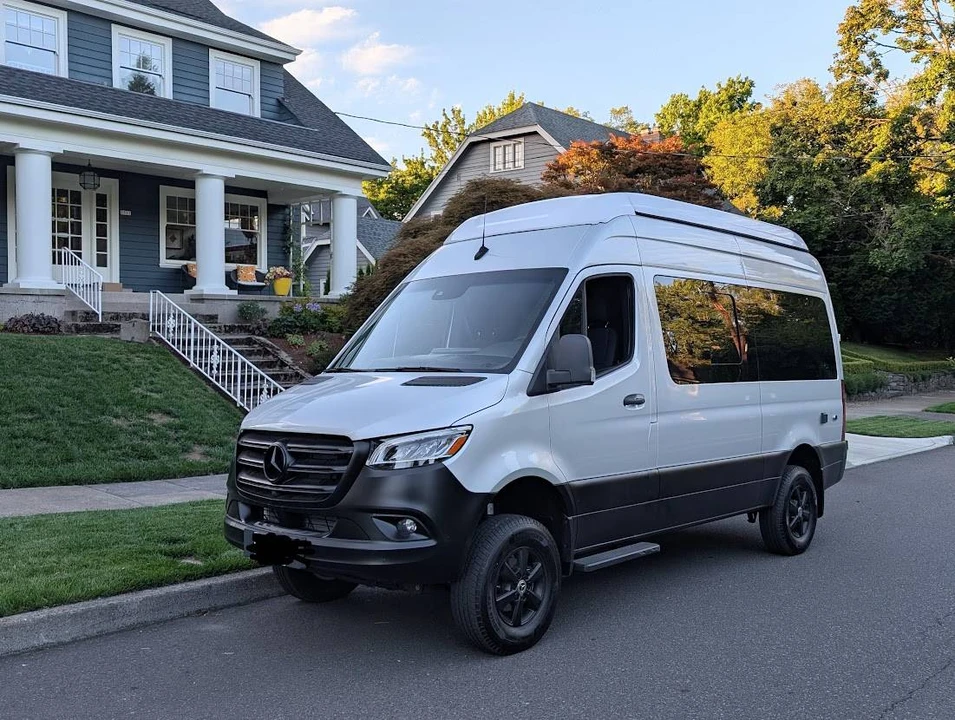 2023 Mercedes-Benz VS30 Sprinter - Image 21 of 24