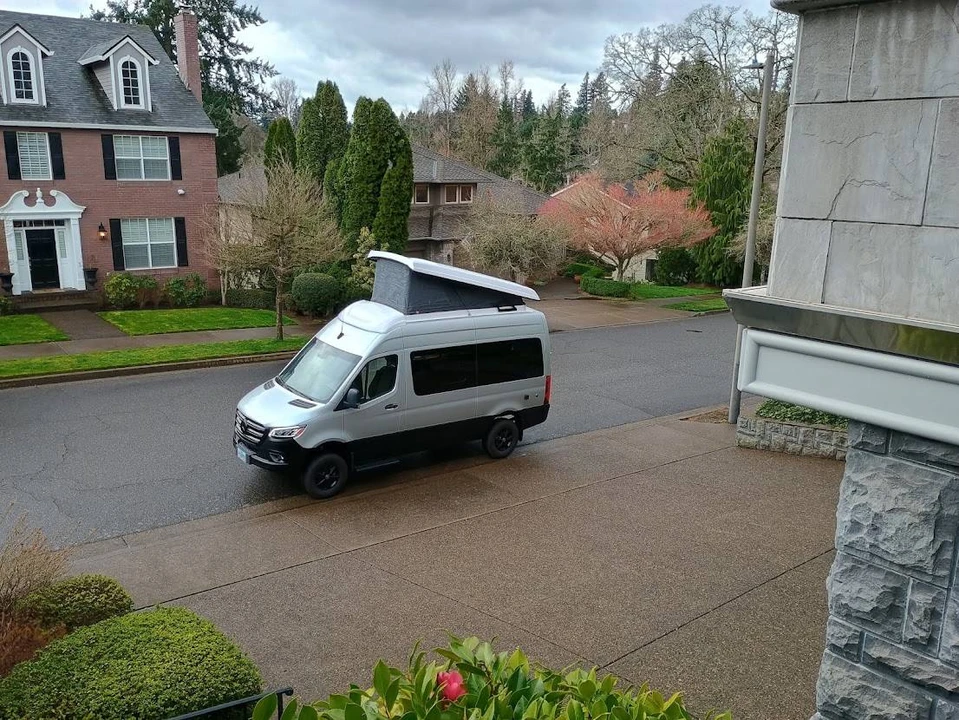2023 Mercedes-Benz VS30 Sprinter - Image 9 of 24