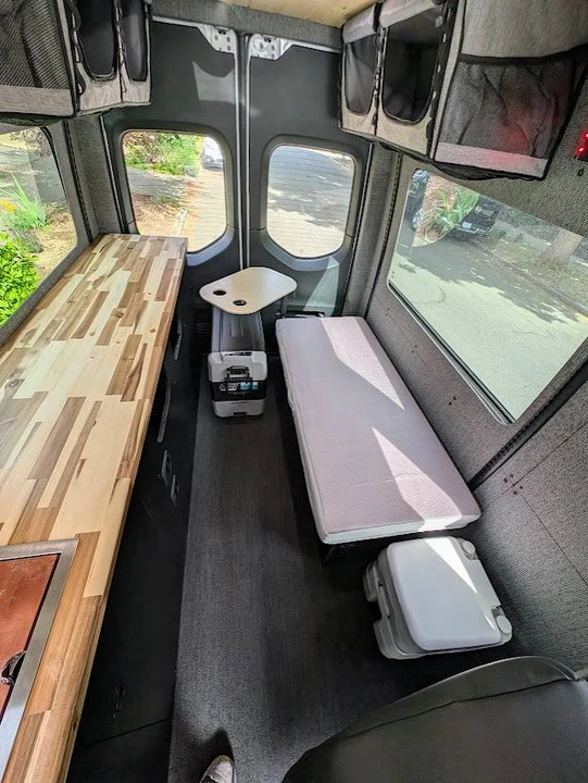 2023 Mercedes-Benz VS30 Sprinter - Image 7 of 24
