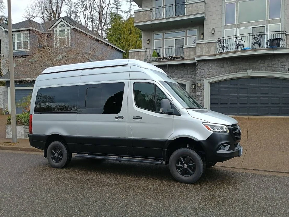 2023 Mercedes-Benz VS30 Sprinter - Image 5 of 24