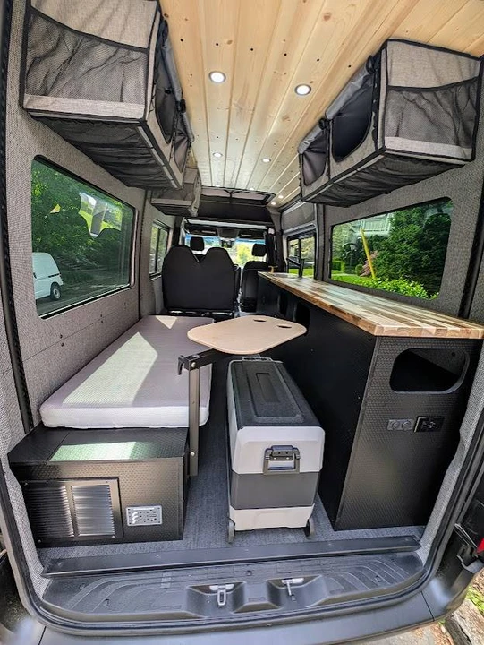 2023 Mercedes-Benz VS30 Sprinter - Image 5 of 24