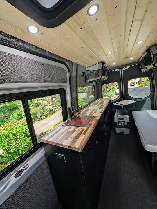 2023 Mercedes-Benz VS30 Sprinter - Image 20 of 24