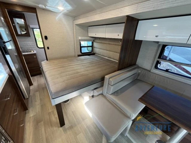 2023 Mercedes-Benz VS30 Sprinter - Image 10 of 12