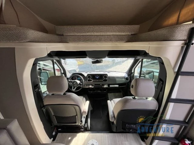 2023 Mercedes-Benz VS30 Sprinter - Image 7 of 12