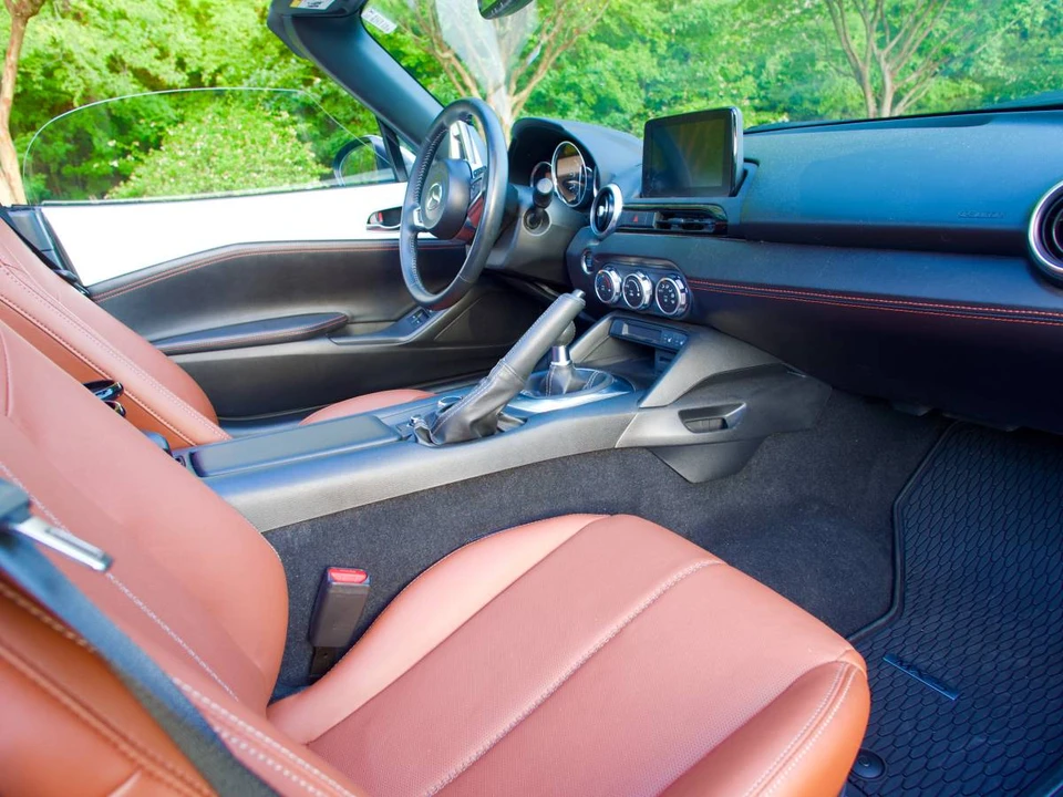 2023 Mazda ND MX-5 Miata - Image 10 of 10