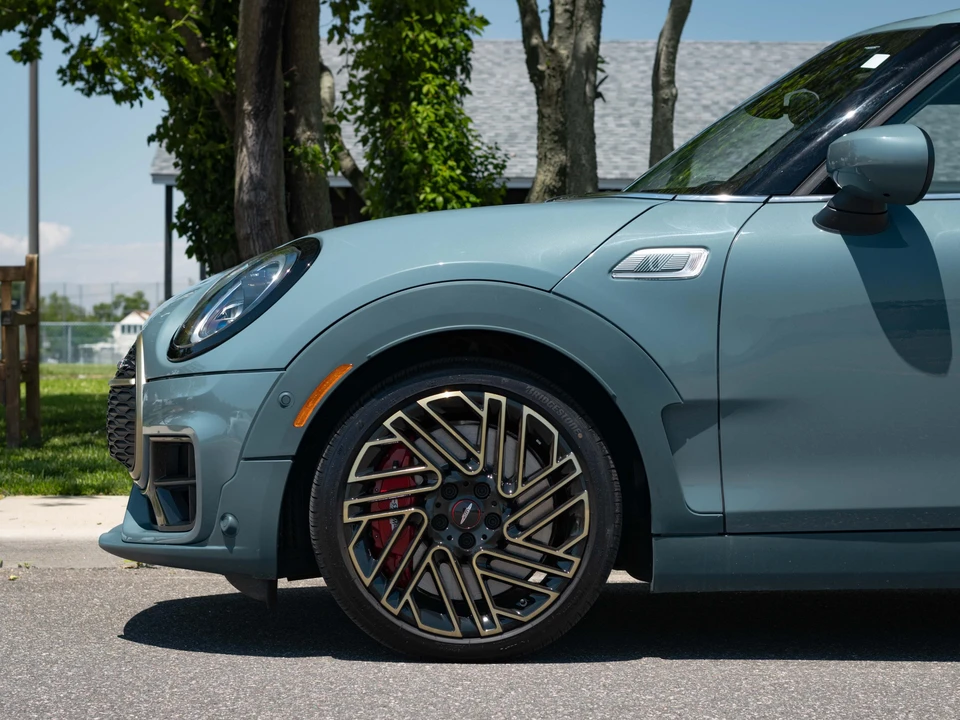 2023 Mini Clubman 2nd Gen - Image 28 of 31