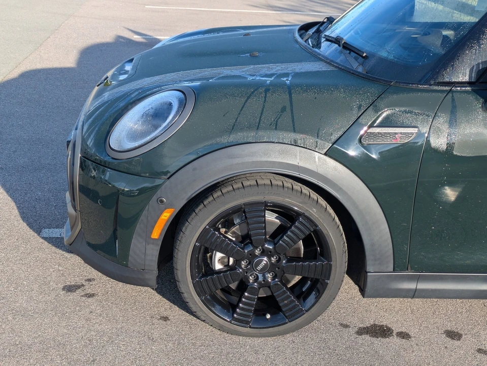 2023 Mini Mini Cooper S 3rd Gen - Image 11 of 31