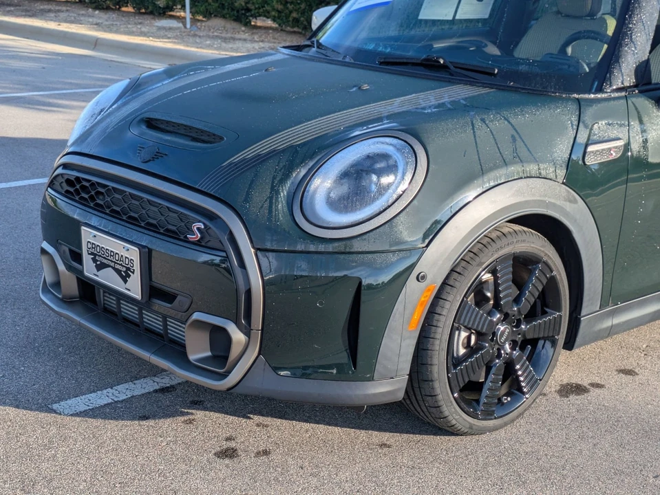 2023 Mini Mini Cooper S 3rd Gen - Image 10 of 31