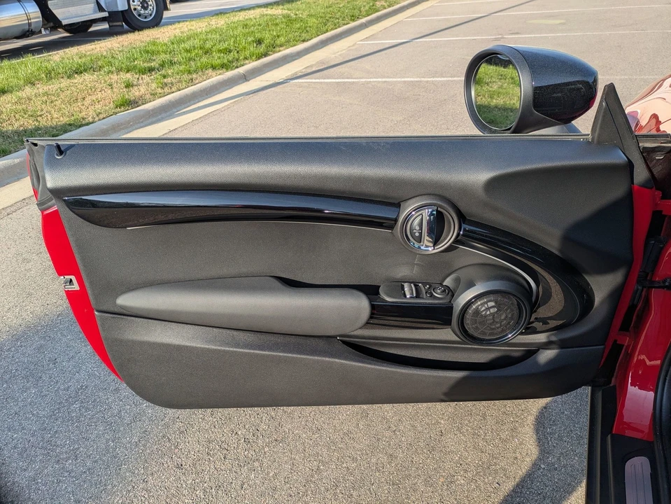 2023 Mini Mini Cooper S 3rd Gen - Image 15 of 21