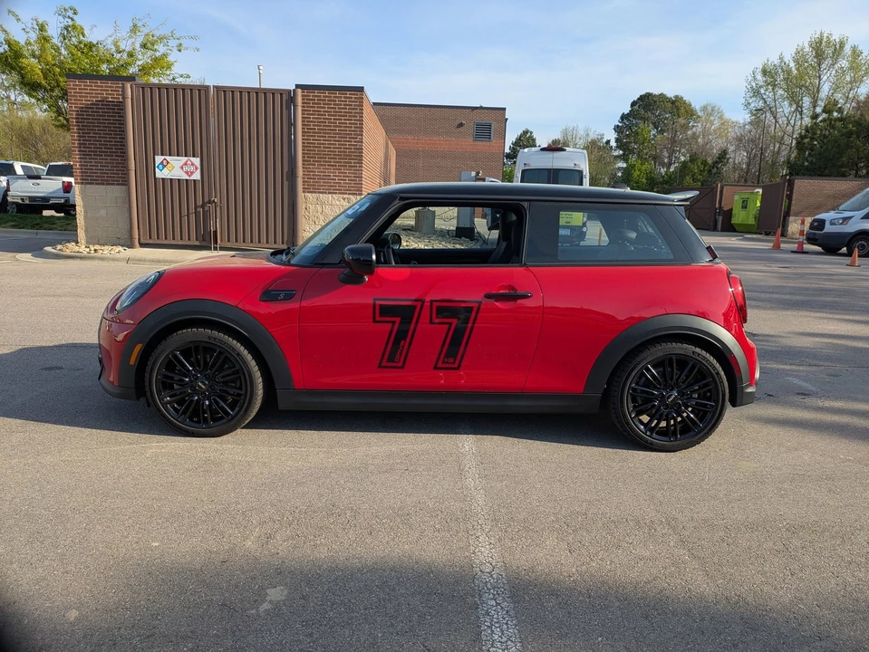 2023 Mini Mini Cooper S 3rd Gen - Image 7 of 21