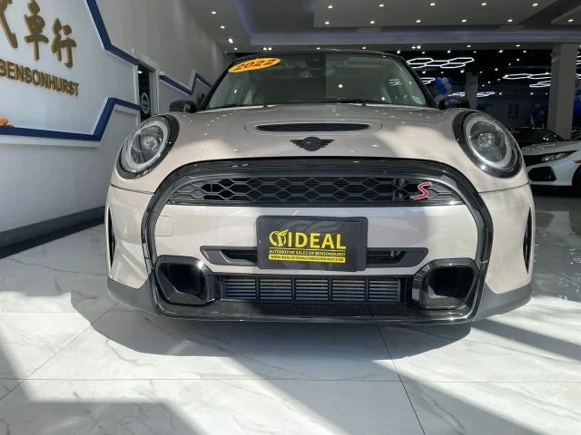 2023 Mini Mini Cooper S 3rd Gen - Image 4 of 31