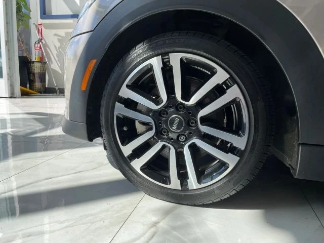 2023 Mini Mini Cooper S 3rd Gen - Image 29 of 31