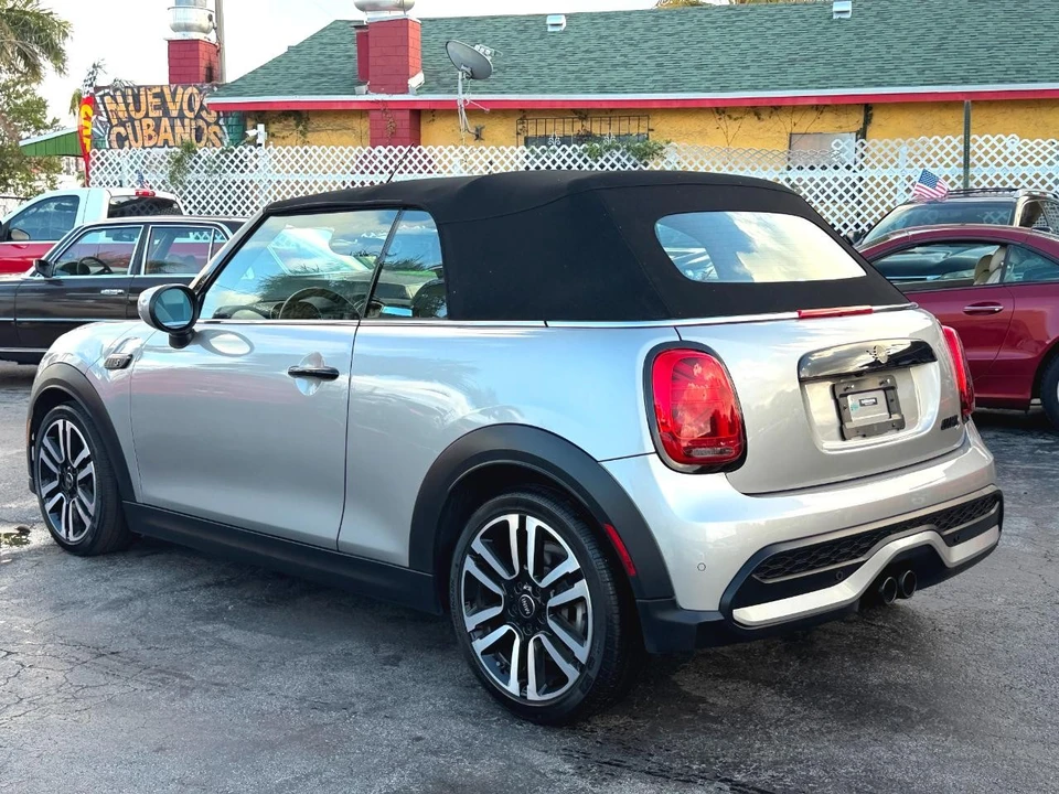 2023 Mini Mini Cooper S 3rd Gen - Image 19 of 21