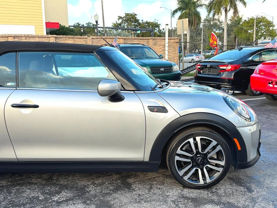 2023 Mini Mini Cooper S 3rd Gen - Image 14 of 21