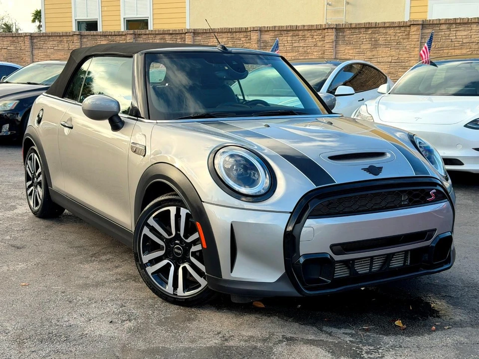 2023 Mini Mini Cooper S 3rd Gen - Image 7 of 21