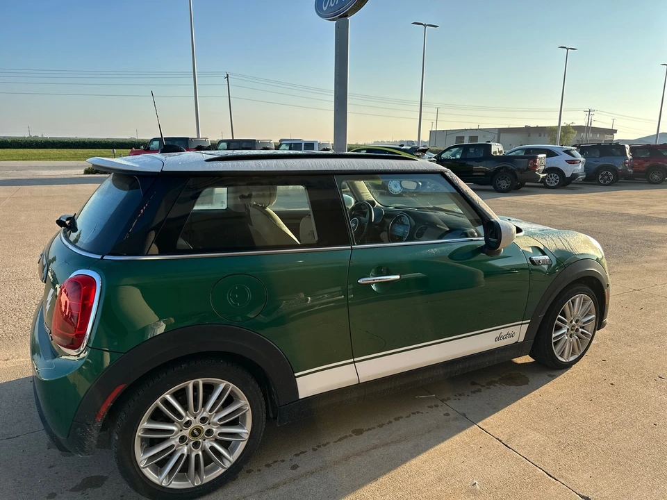 2023 Mini Mini 3rd Gen - Image 8 of 21