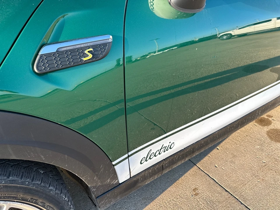 2023 Mini Mini 3rd Gen - Image 3 of 21
