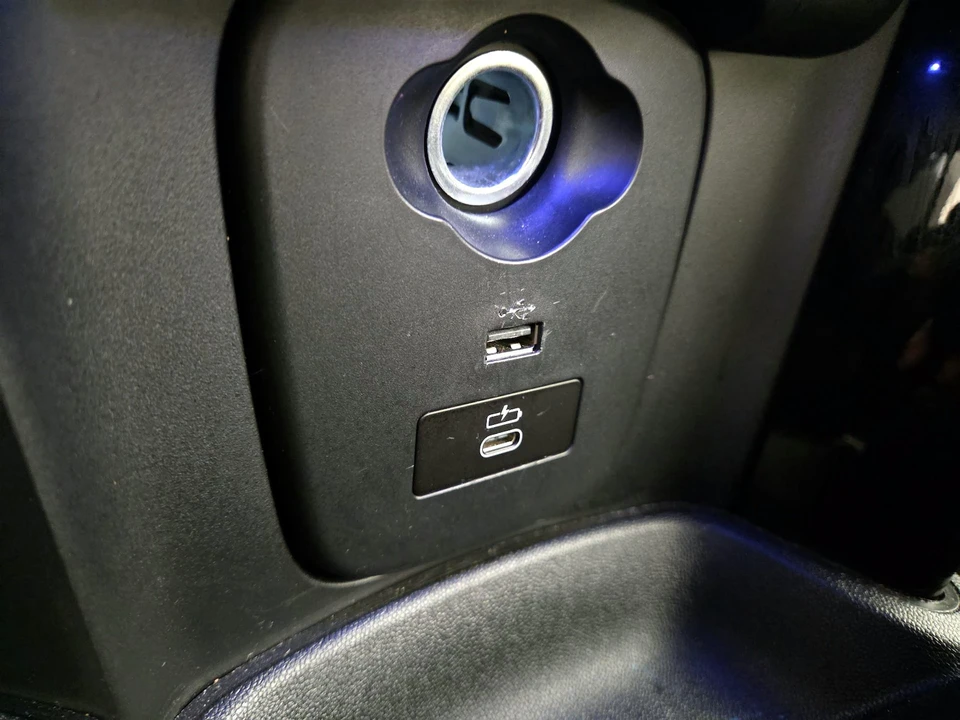 2023 Mini Mini John Cooper Works 3rd Gen - Image 20 of 27