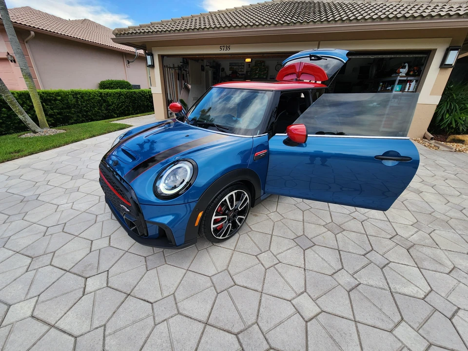 2023 Mini Mini John Cooper Works 3rd Gen - Image 27 of 31