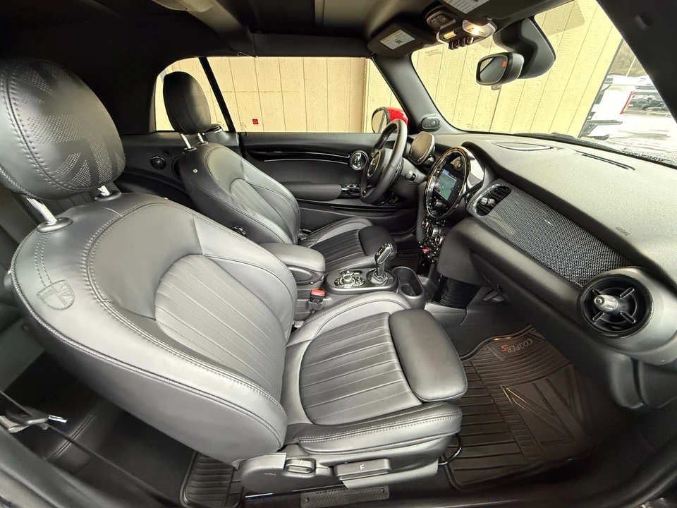 2023 Mini Mini John Cooper Works 3rd Gen - Image 18 of 21