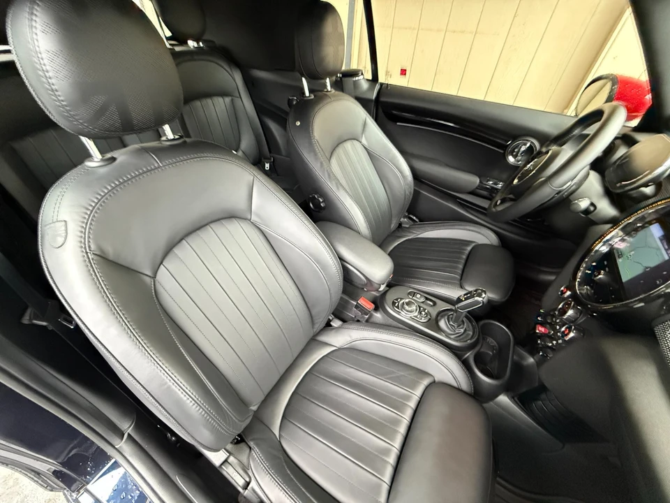 2023 Mini Mini John Cooper Works 3rd Gen - Image 19 of 21